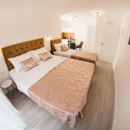 Elegant Studio Apartments Lasta Mostar Kültér fotó