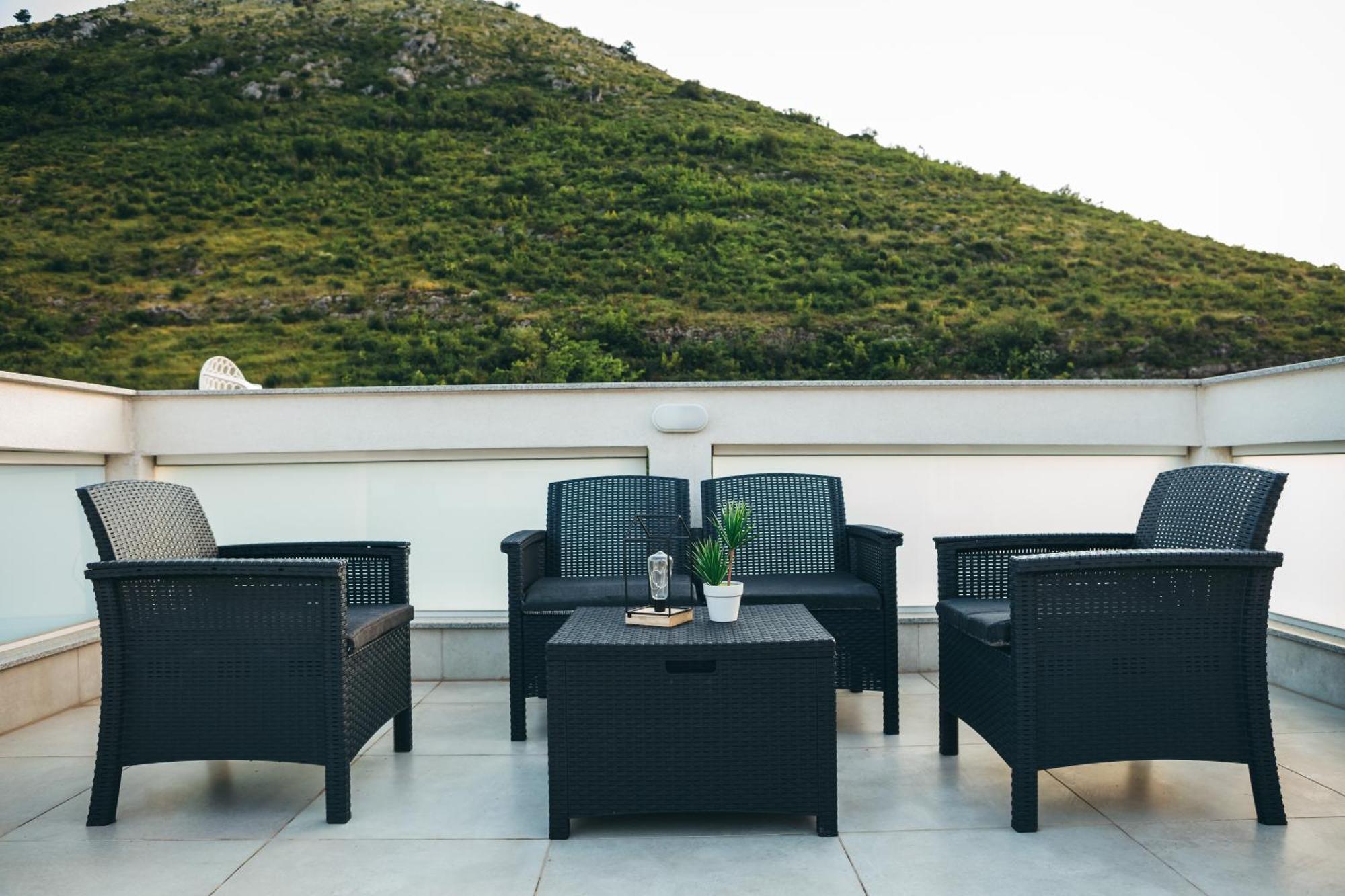 Elegant Lasta Daire Mostar