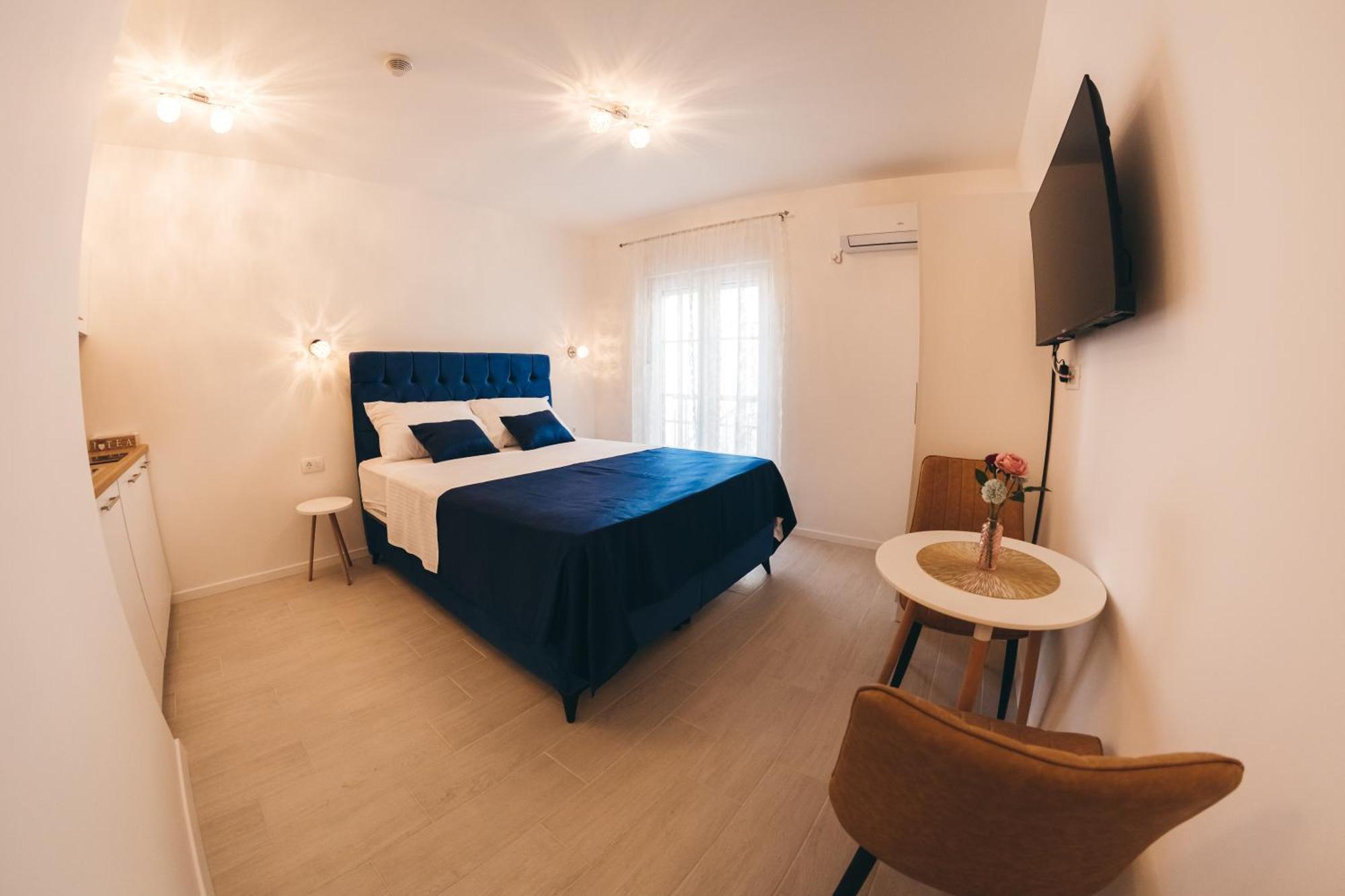 Elegant Lasta Mostar