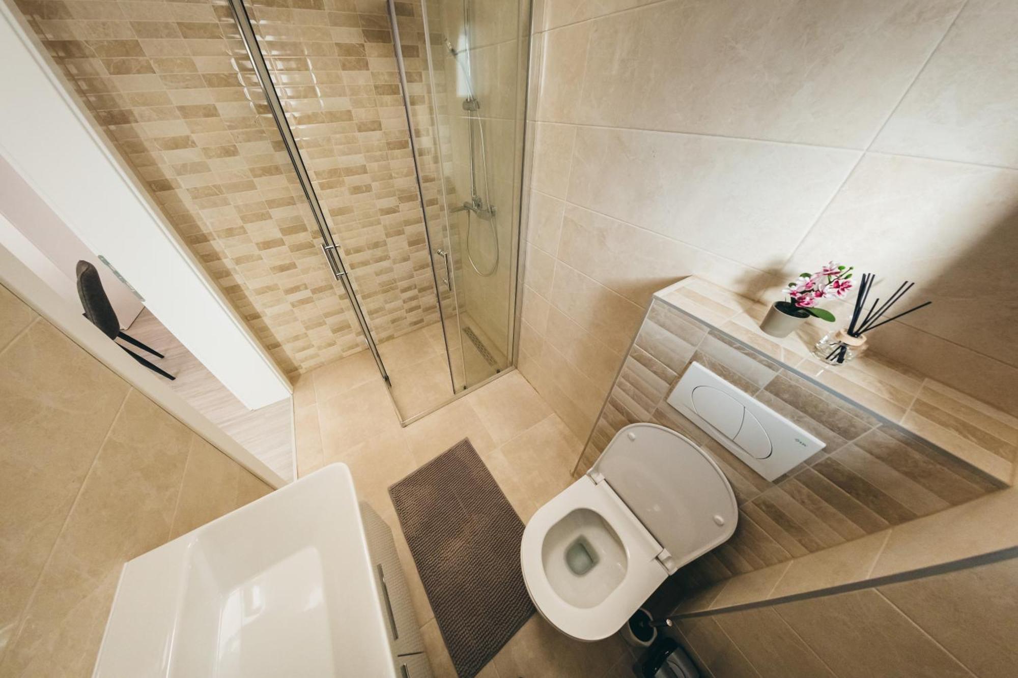 Elegant Lasta Daire Mostar